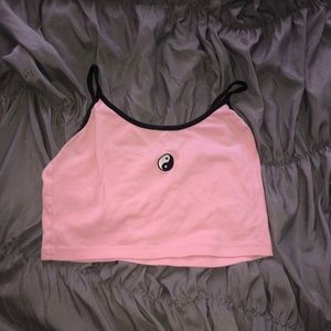 ✨2 for $18✨ urban outfitters yin yang crop top!